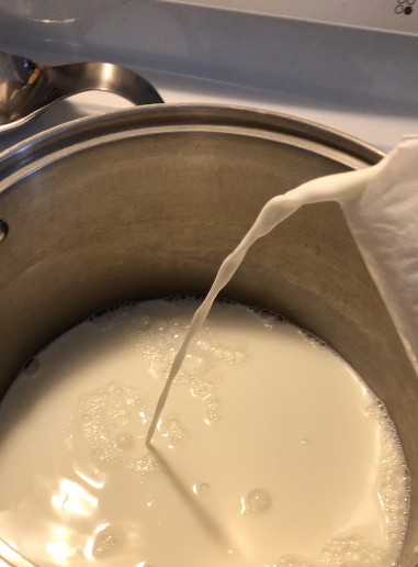 Making homemade yogurt is easier, cheaper, and healthier than store-bought! Try this recipe for plain yogurt and learn how to make thick Greek yogurt too!