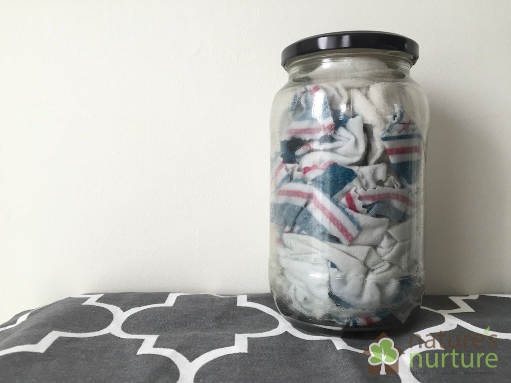 Homemade Cleaning Wipes - Make your own DIY reusable cleaning wipes. All natural and non-toxic.
